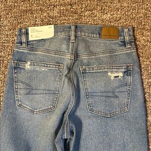 American Eagle Outfitters women’s jeans